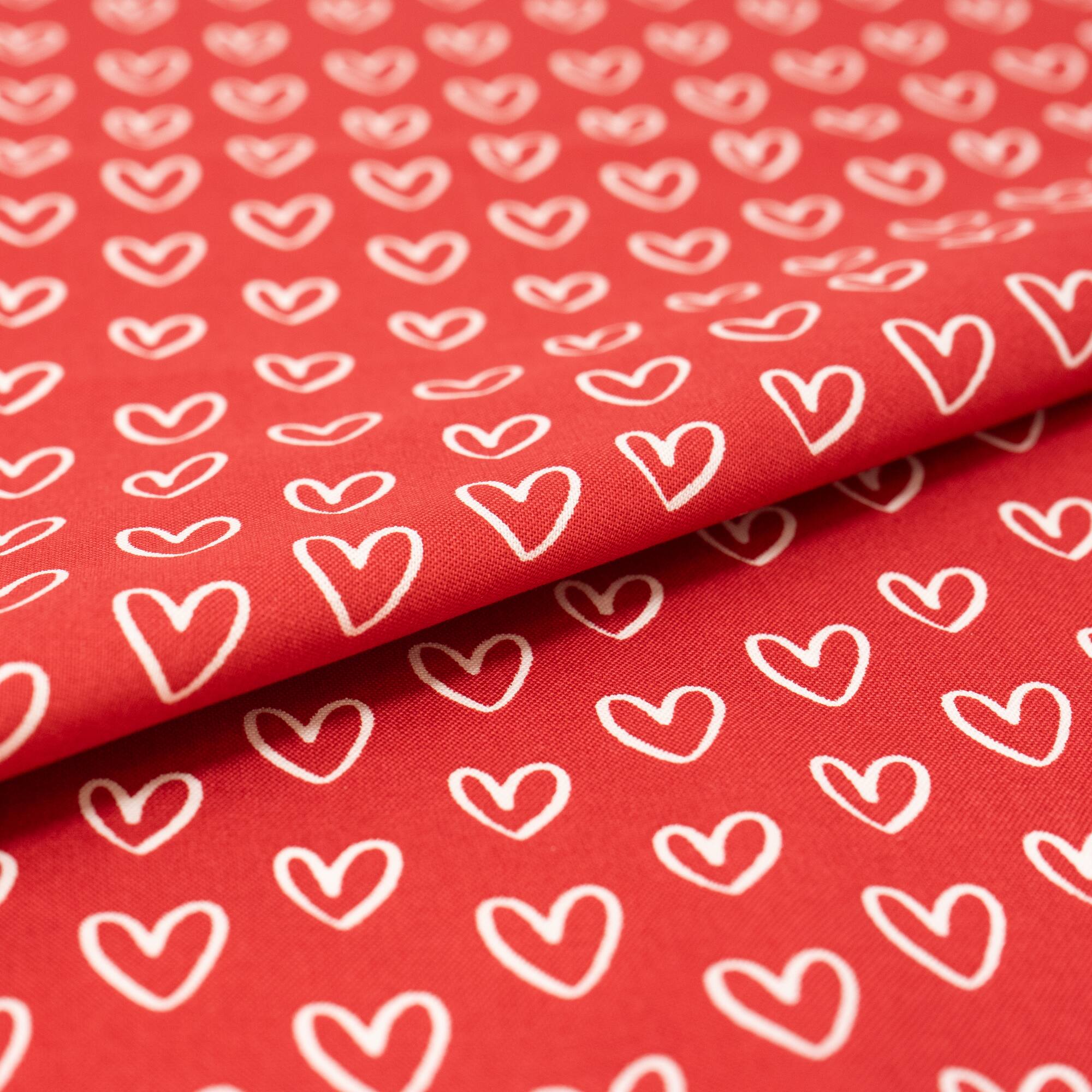 SINGER® Red Hearts Cotton Fabric